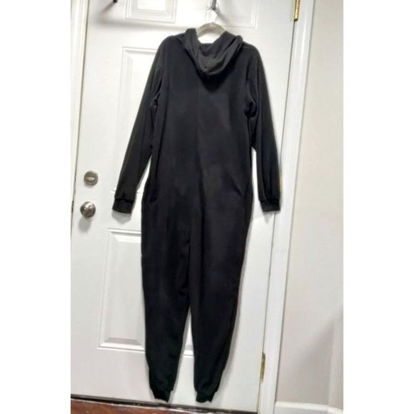 NWT #FOLLOWME Glow In The Dark Skelton KIDS Onesie S, M - Picture 3 of 11